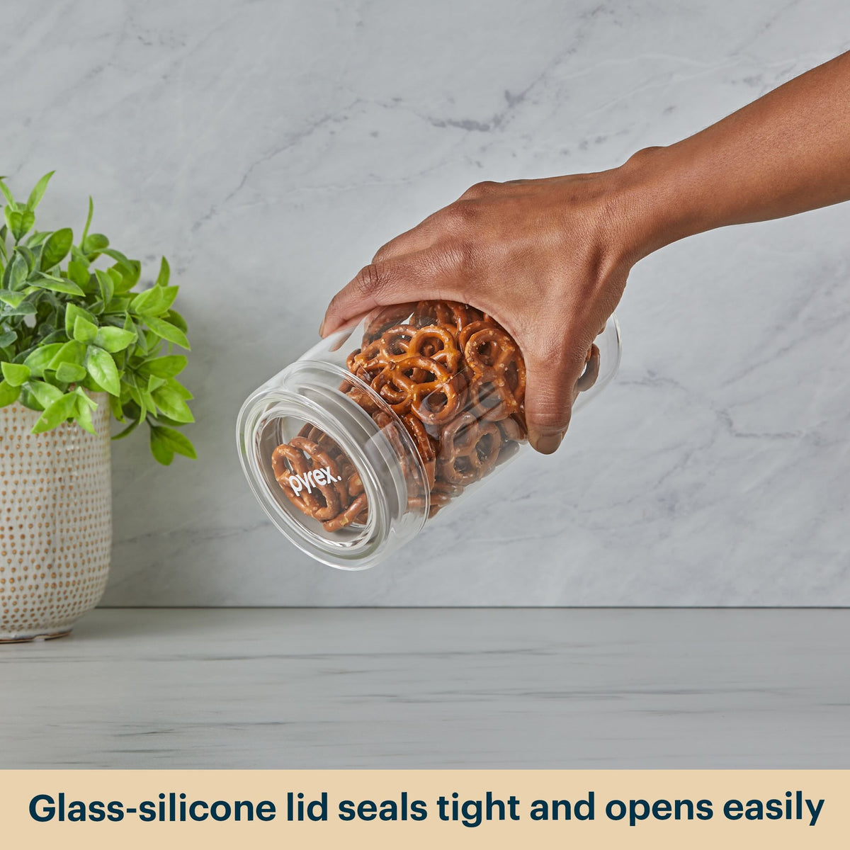 Pyrex® 4-Piece Lightweight Glass Canister Set