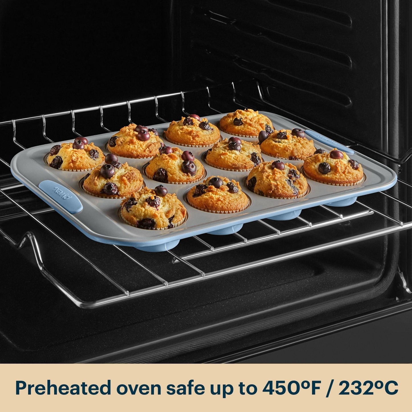 Pyrex® Metal Bakeware 8-Piece Set in Cerulean
