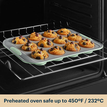 Pyrex® Metal Bakeware 8-Piece Set in Sage
